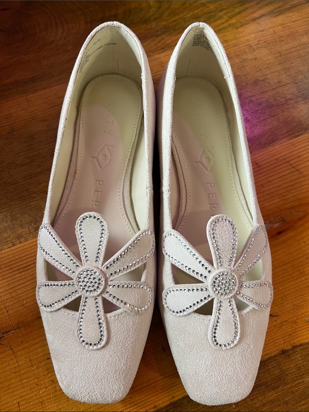 Katy Perry Collections Evie Daisy Cream Floral Ballet Flats size 6 chalk